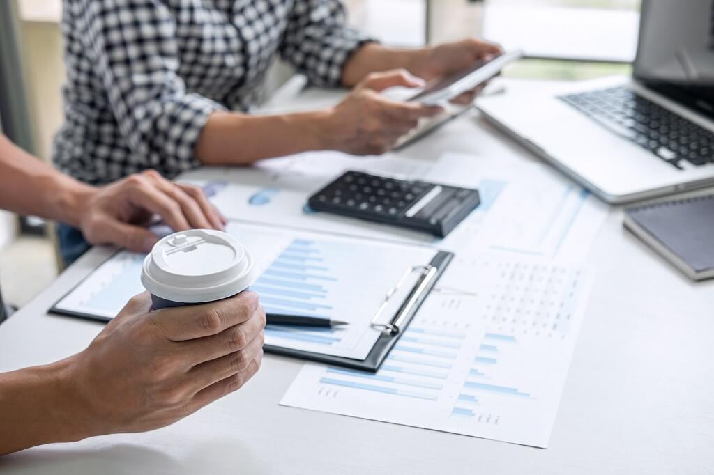 Quản Lý Chi Tiêu Gia Đình Nhiều Người: Theo Dõi Ví Chung, Ví Riêng Trong Một App